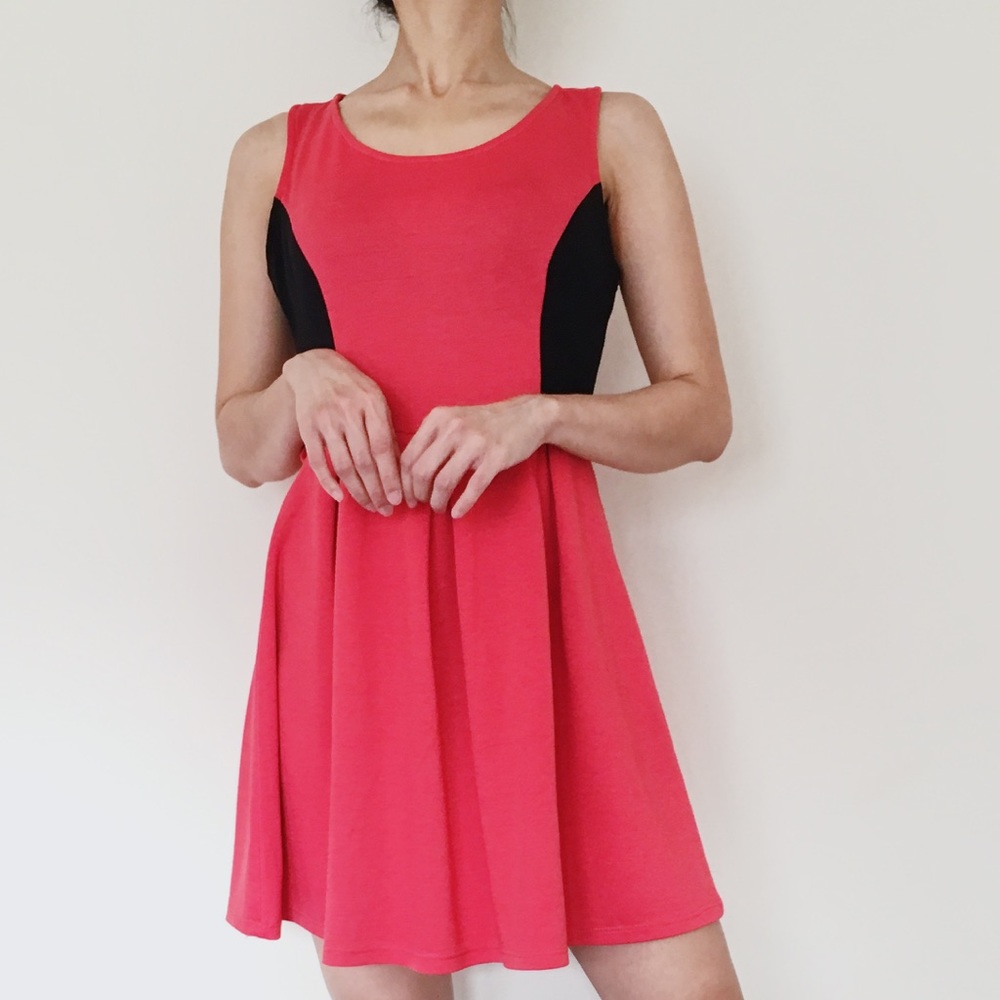 ❤️ Red/Black Colorblock Mini Dress